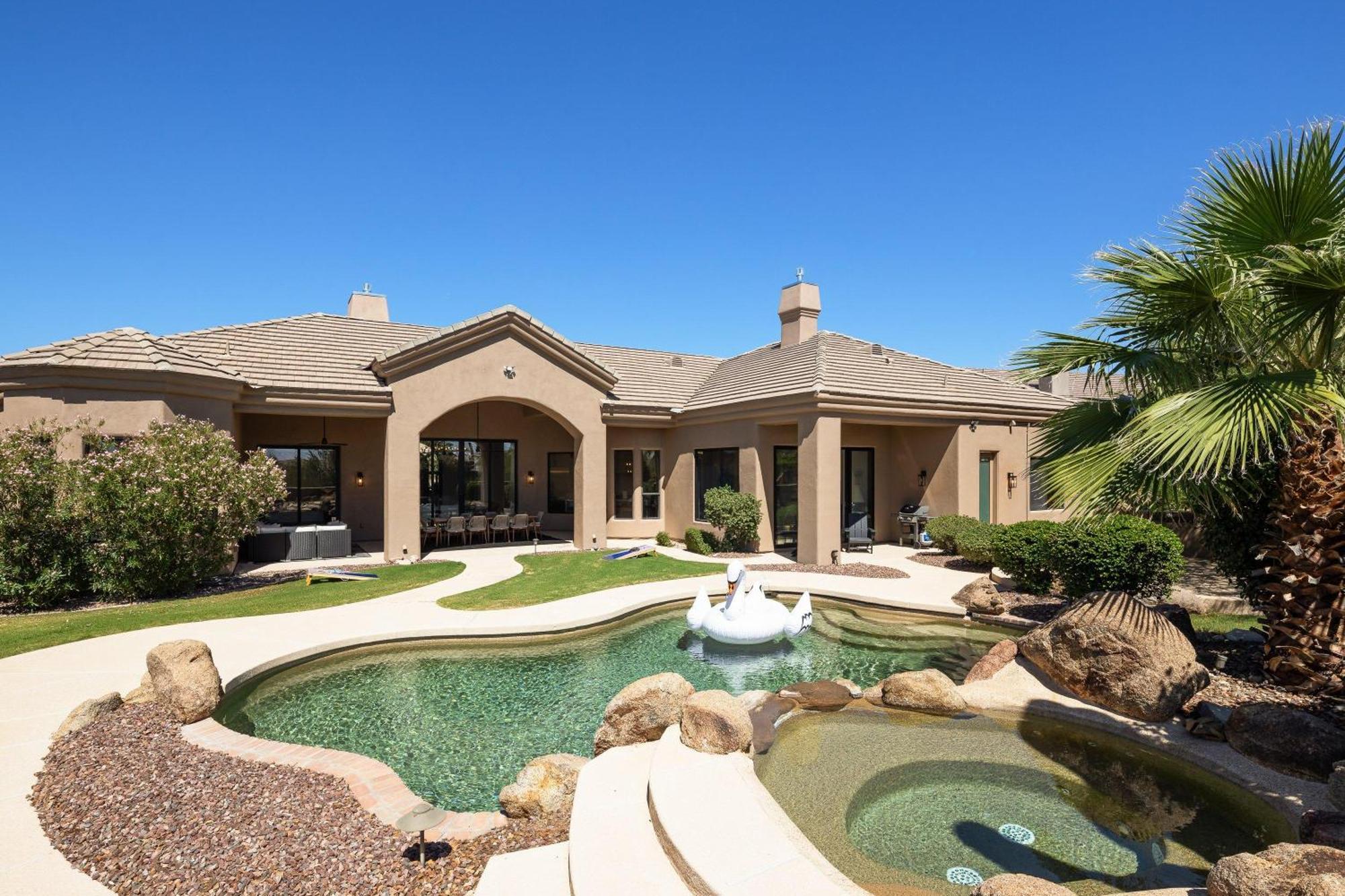 Holiday home Zenith - Private Pool & - Long Term Scottsdale
